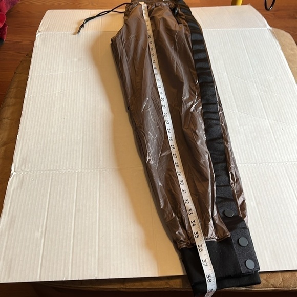 New-Athleta-XS-mauve metallic-Allison Felix. Legend, Luxe track pants. - Picture 14 of 16